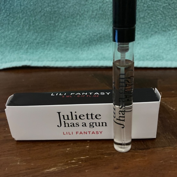 Juliette has a gun Lili Fantasy mini - Picture 2 of 2